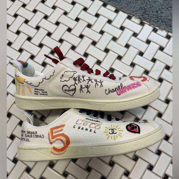SOLD OUT 
Chanel Artistic White Sneakers with Red and Blue Accents - Picture 2 of 15